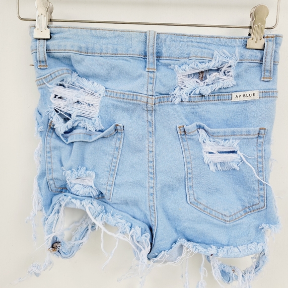 AP Blue Aphrodite Size 28 Medium distressed denim shorts - Picture 4 of 10